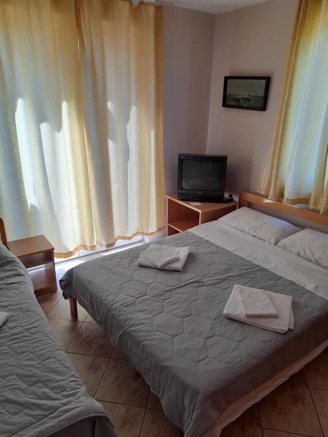 Bato Rooms Peštani 외부 사진