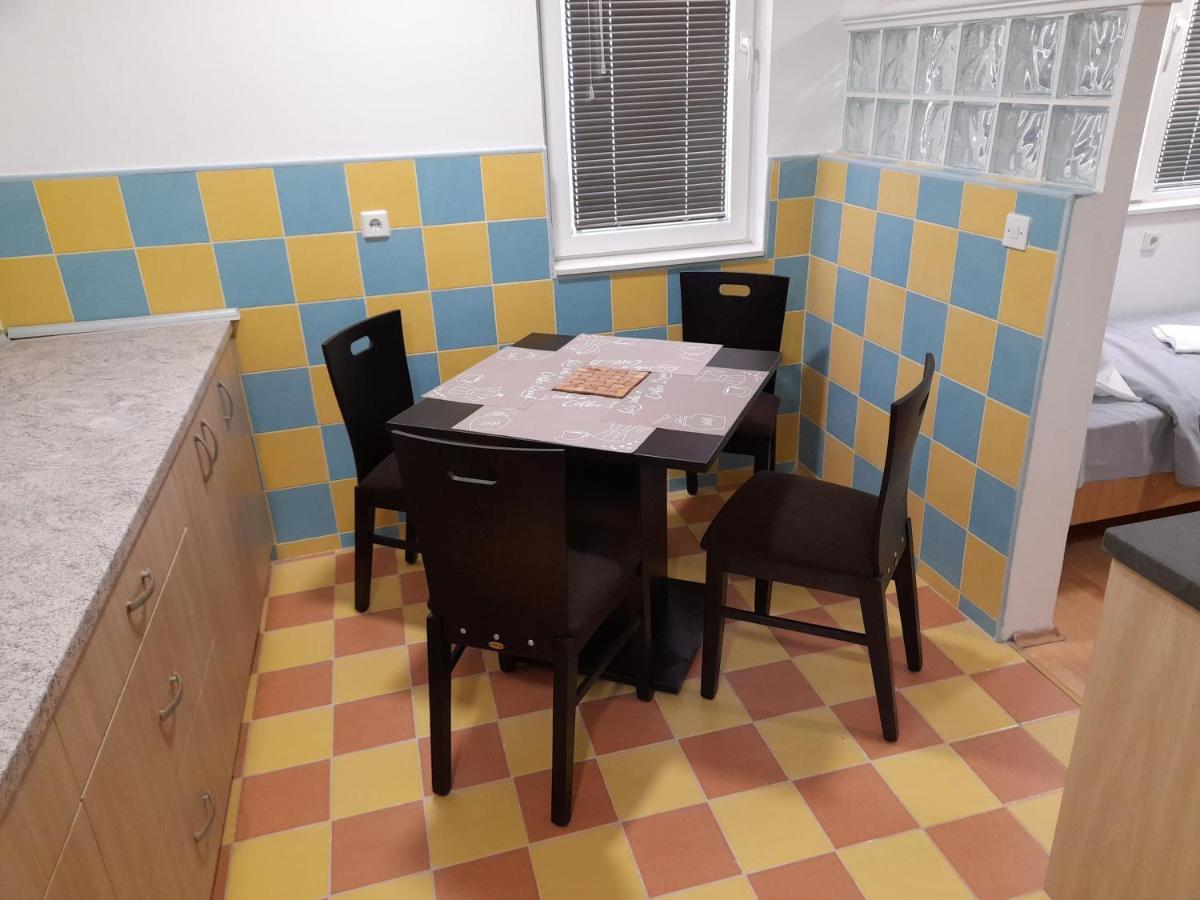 Bato Rooms Peštani 외부 사진