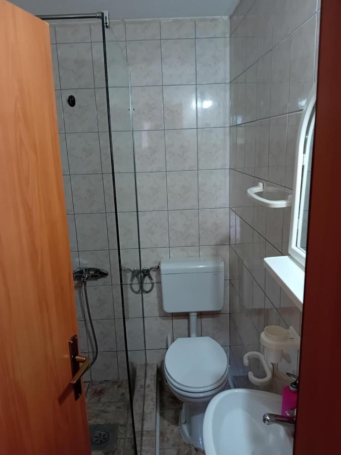 Bato Rooms Peštani 외부 사진